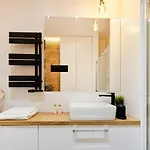 Lejlighed Mini Penthouse With View In Lodz! Free Parking