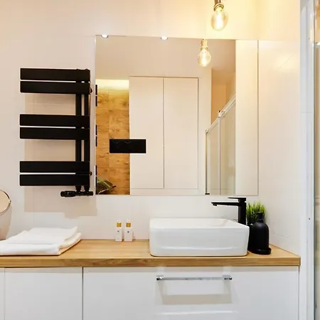 Apartament Mini Penthouse With View In Lodz! Free Parking