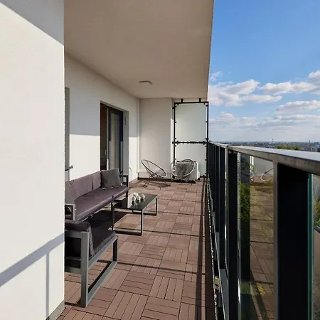 Mini Penthouse With View In Lodz! Free Parking Λοτζ