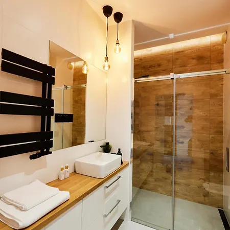 Mini Penthouse With View In Lodz! Free Parking *