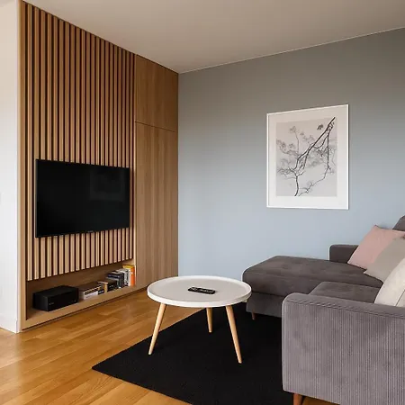 Διαμέρισμα Mini Penthouse With View In Lodz! Free Parking Λοτζ