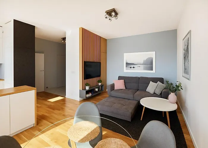 شقة Mini Penthouse With View In Lodz! Free Parking وودج