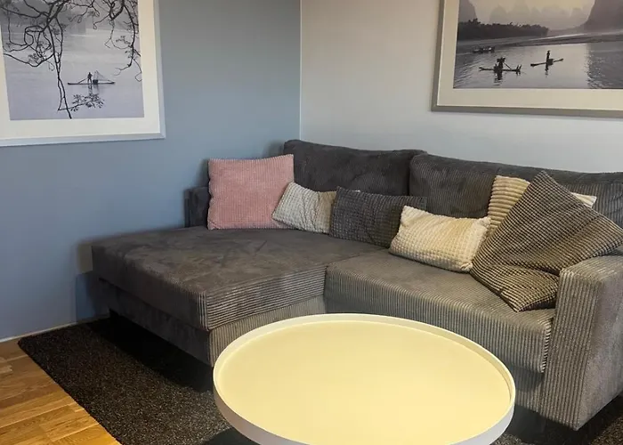 Mini Penthouse With View In Lodz! Free Parking وودج